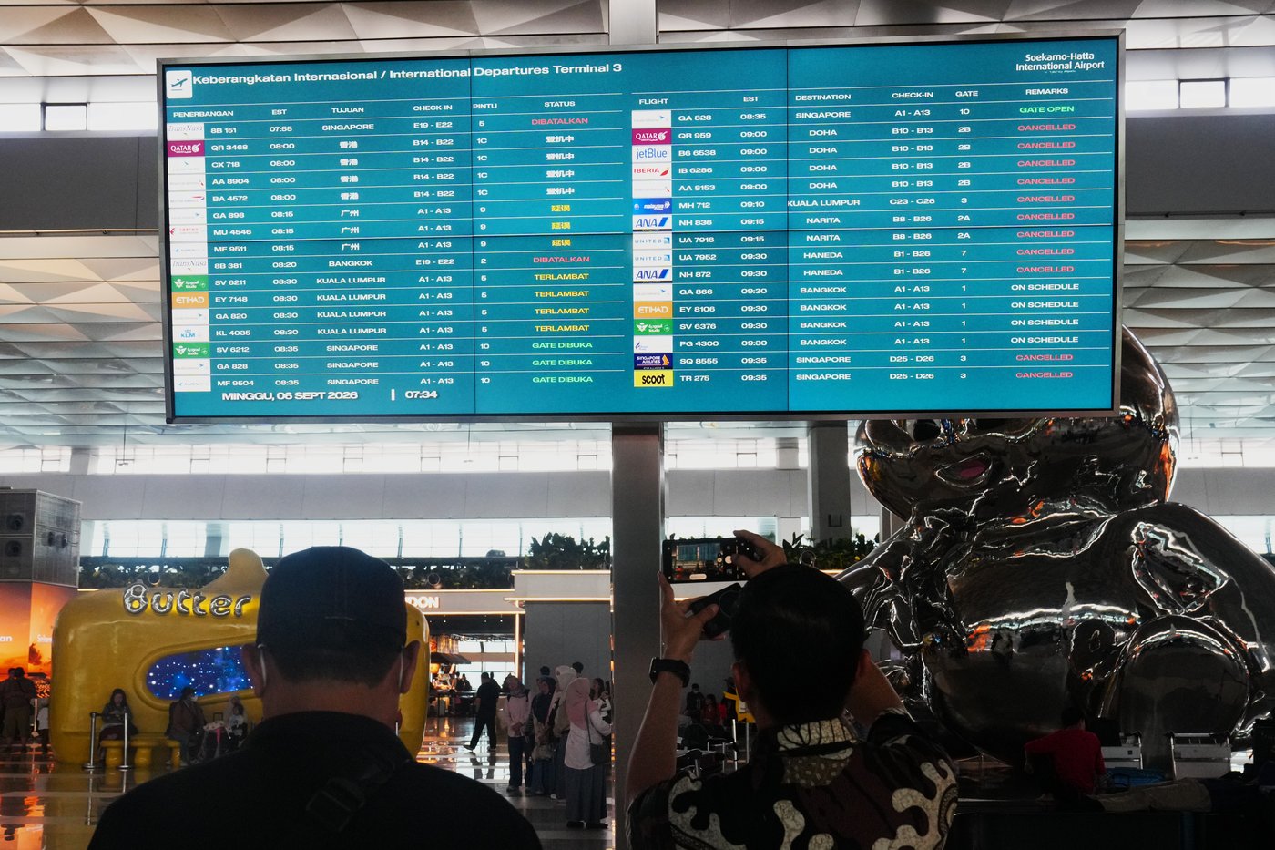 Indonesia cancels flights at Jakarta airport and others as Anak Krakatau volcano erupts | iNFOnews.ca Indonesia cancels flights at Jakarta airport and others as Anak Krakatau volcano erupts | iNFOnews.ca