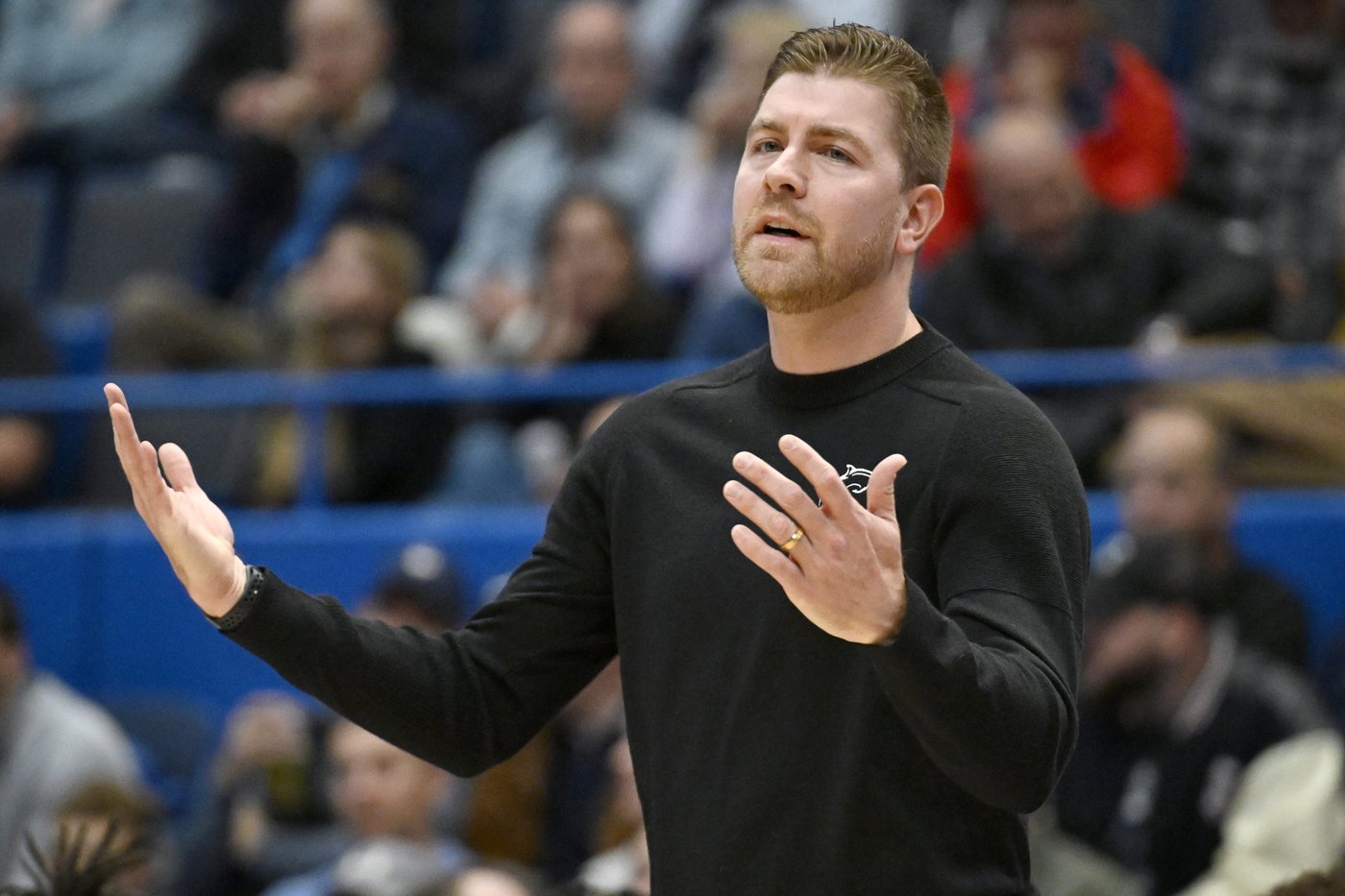Alex Karaban, Solo Ball help No. 3 UConn rout Le Moyne 90-49 | iNFOnews.ca Alex Karaban, Solo Ball help No. 3 UConn rout Le Moyne 90-49 | iNFOnews.ca