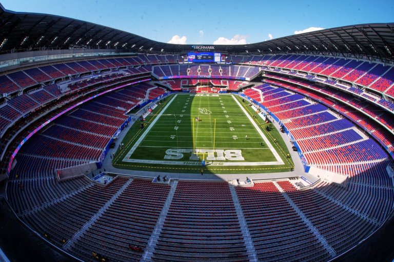In Buffalo and elsewhere, NFL players find grass to be the better choice over artificial turf | iNFOnews.ca