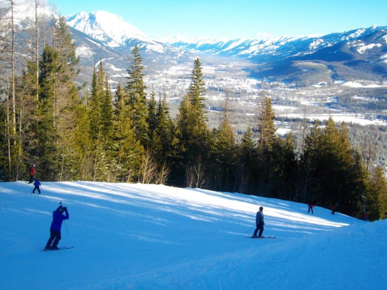 Snowfall warning issued for southeastern B.C. as weekend rain hits south coast | iNFOnews.ca