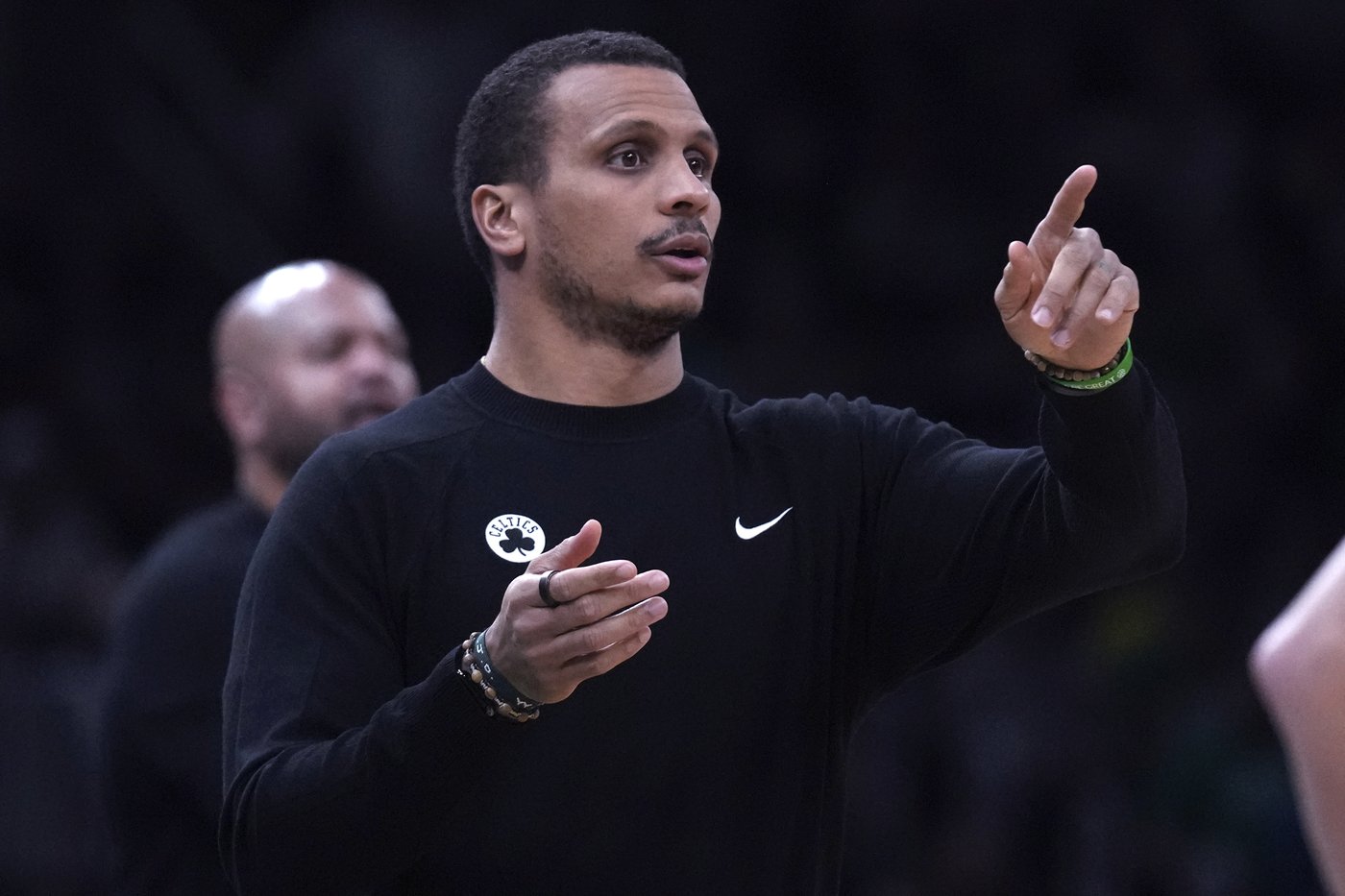 Celtics withstand 3-point spree to beat the Pistons 130-120 | iNFOnews.ca