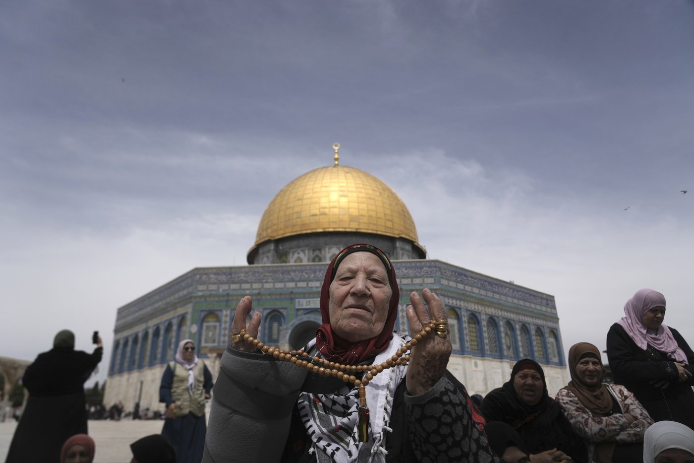 PHOTO COLLECTION: YE-Top Photos-Religion | iNFOnews.ca PHOTO COLLECTION: YE-Top Photos-Religion | iNFOnews.ca
