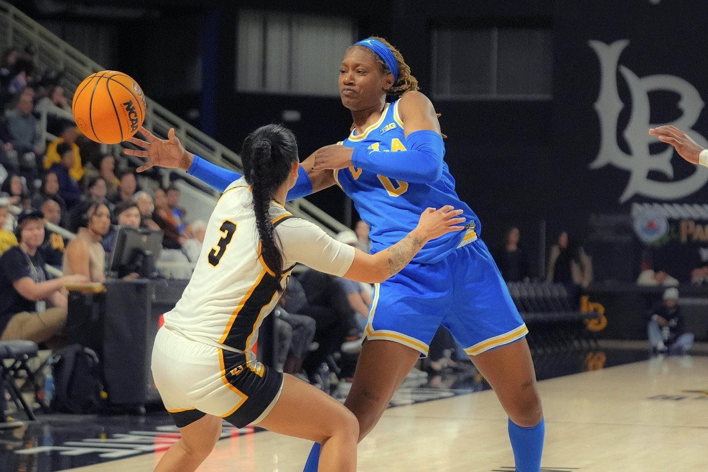 Betts, Dugalic lead top-ranked UCLA to 102-51 rout of Long Beach State | iNFOnews.ca