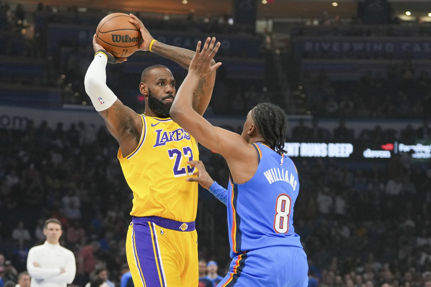 Gilgeous-Alexander scores 42 as NBA-leading Thunder top Lakers 136-120 after Doncic ejection | iNFOnews.ca Gilgeous-Alexander scores 42 as NBA-leading Thunder top Lakers 136-120 after Doncic ejection | iNFOnews.ca
