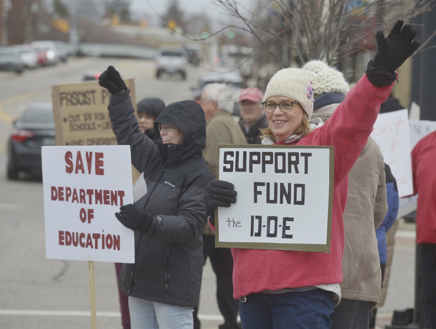 Trump orders a plan to dismantle the Education Department while keeping some core functions | iNFOnews.ca Trump orders a plan to dismantle the Education Department while keeping some core functions | iNFOnews.ca