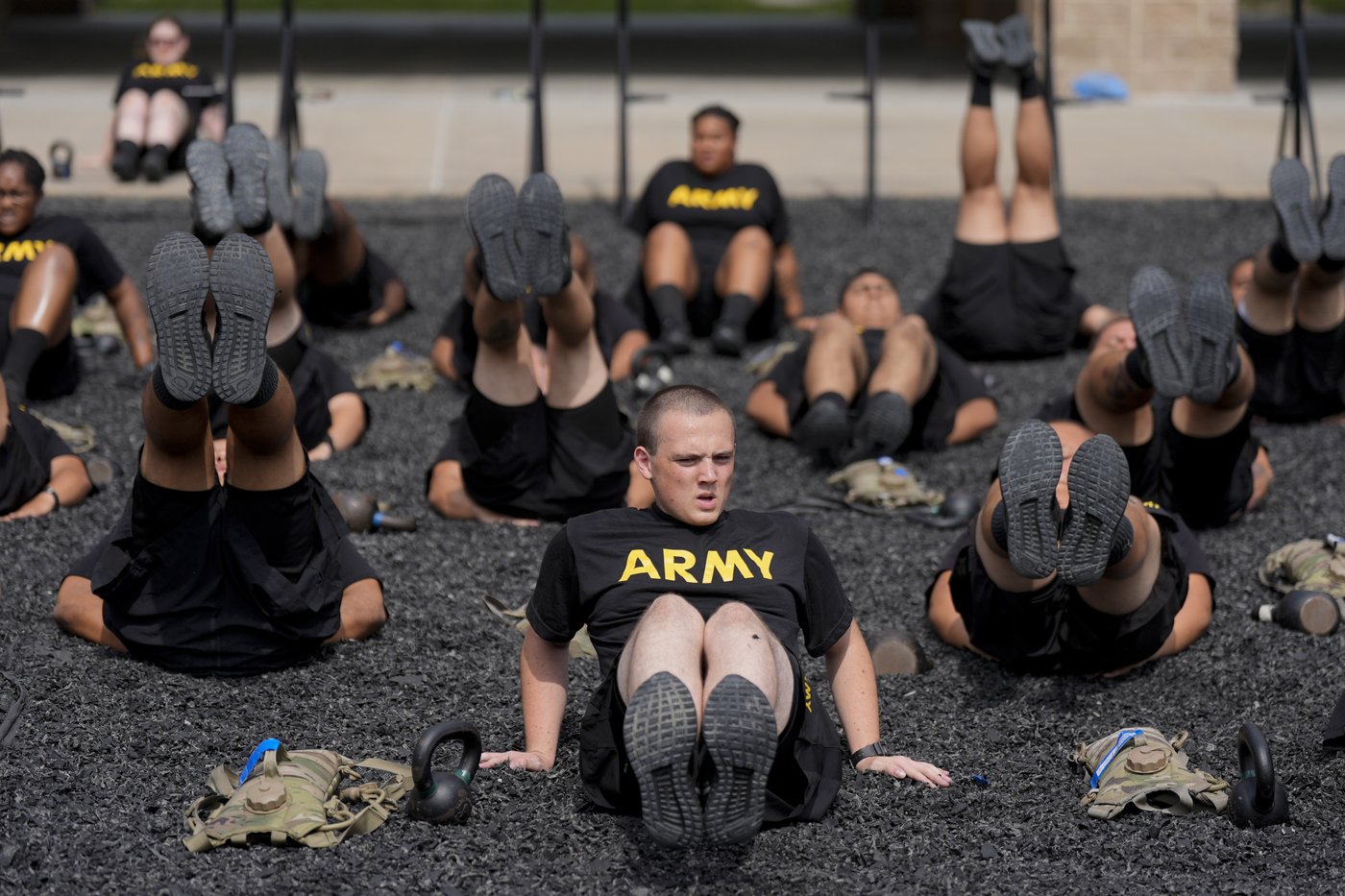 The Army's answer to a lack of recruits is a prep course to boost low scores. It's working | iNFOnews.ca