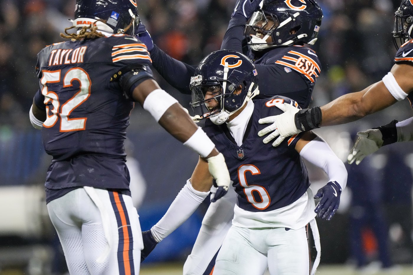 Defense steps up for the Bears, but the offense struggles in a 6-3 loss to the Seahawks | iNFOnews.ca Defense steps up for the Bears, but the offense struggles in a 6-3 loss to the Seahawks | iNFOnews.ca