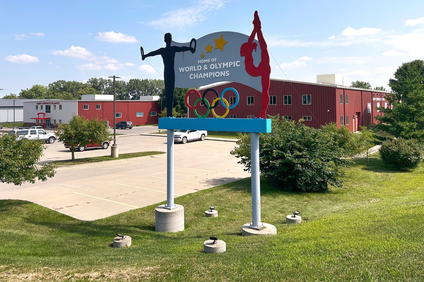 US coach who recorded young gymnasts undressing is sentenced to 90 years in prison | iNFOnews.ca US coach who recorded young gymnasts undressing is sentenced to 90 years in prison | iNFOnews.ca