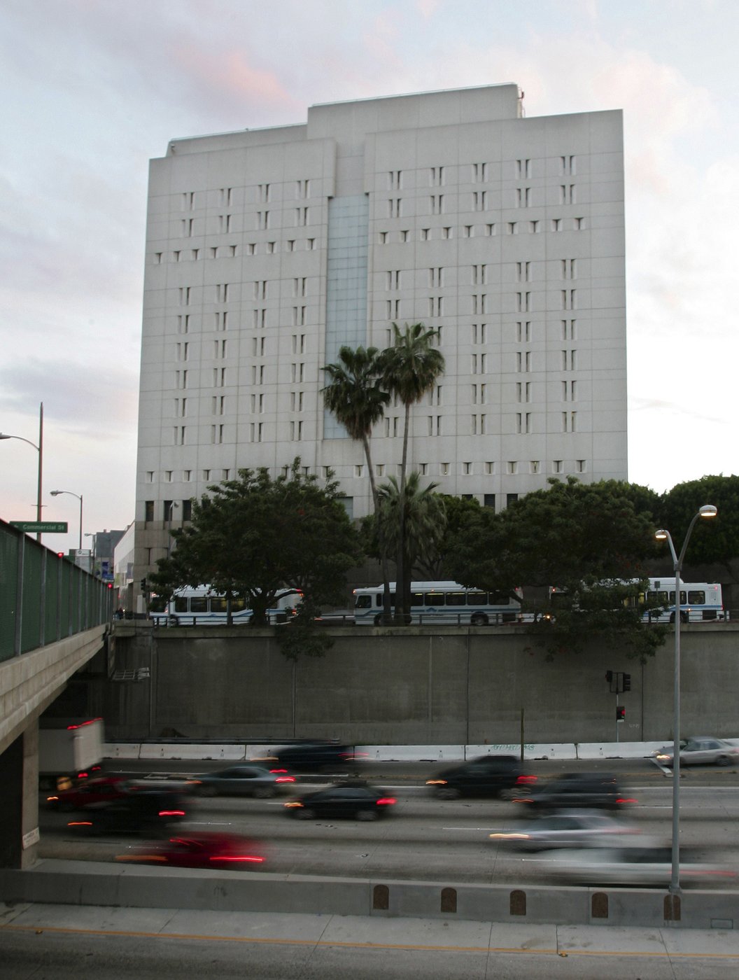 Federal prisons being used to detain people arrested in Trump’s immigration crackdown | iNFOnews.ca