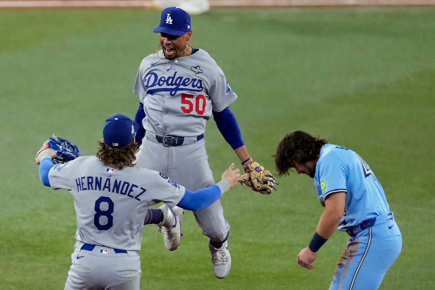 Dodgers force World Series to deciding Game 7 by holding off Blue Jays 3-1 as Yamamoto wins again | iNFOnews.ca