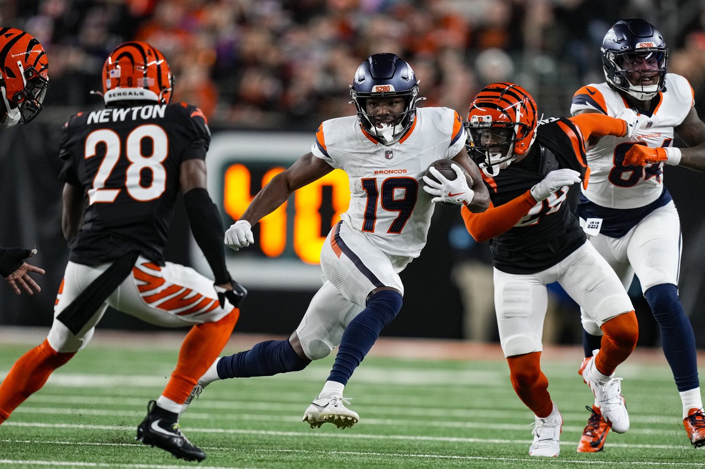 Burrow throws 3-yard TD pass to Higgins in OT as the Bengals beat the Broncos 30-24 | iNFOnews.ca Burrow throws 3-yard TD pass to Higgins in OT as the Bengals beat the Broncos 30-24 | iNFOnews.ca