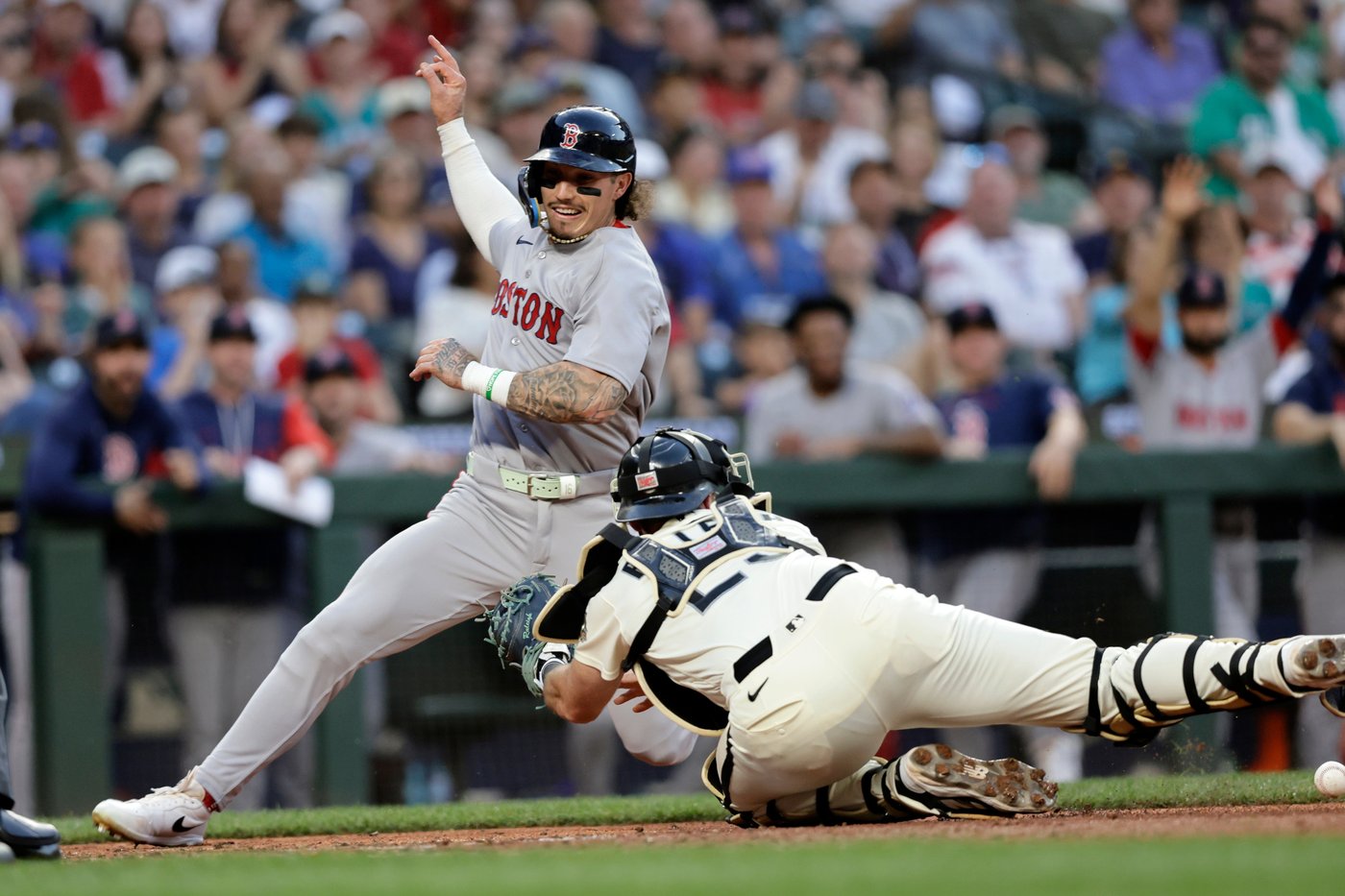 Ranger Suarez takes no-hitter into 7th inning as Red Sox top Mariners 6-2 | iNFOnews.ca Ranger Suarez takes no-hitter into 7th inning as Red Sox top Mariners 6-2 | iNFOnews.ca