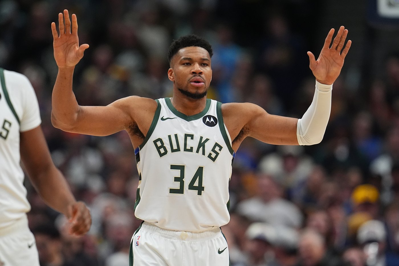 Tim Hardaway Jr. scores 25 points, Aaron Gordon adds 23 and Nuggets beat Bucks 108-104 | iNFOnews.ca Tim Hardaway Jr. scores 25 points, Aaron Gordon adds 23 and Nuggets beat Bucks 108-104 | iNFOnews.ca