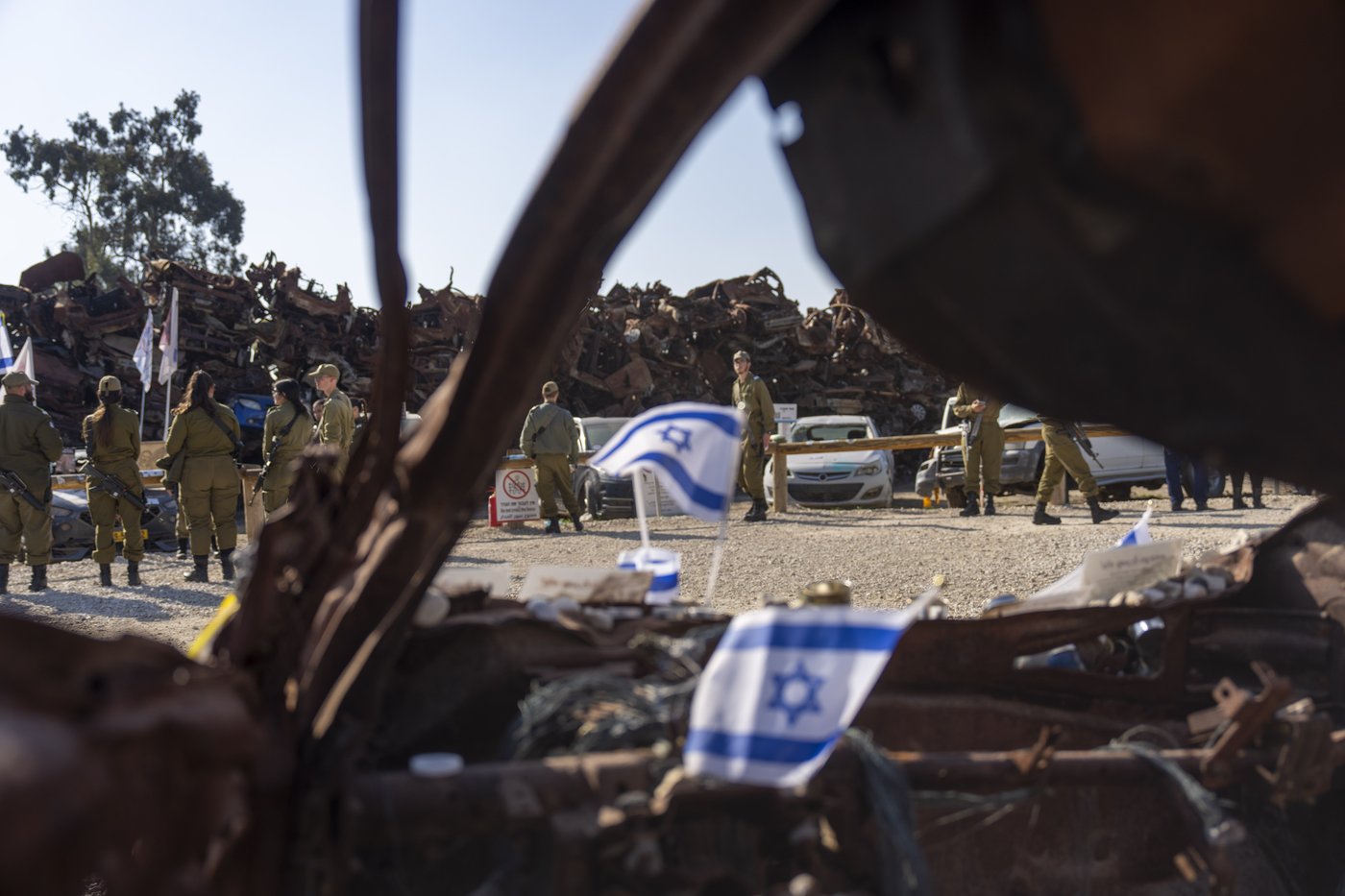 Significant progress made in talks over Israel-Hamas ceasefire and hostage release, officials say | iNFOnews.ca