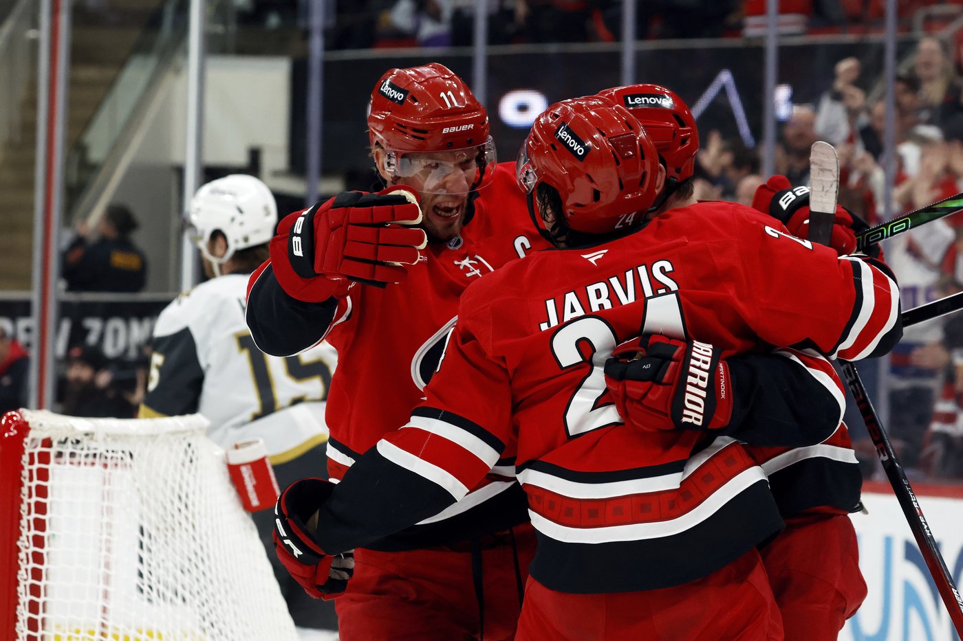 Seth Jarvis scores twice as Carolina Hurricanes push past Vegas Golden Knights 3-2 | iNFOnews.ca