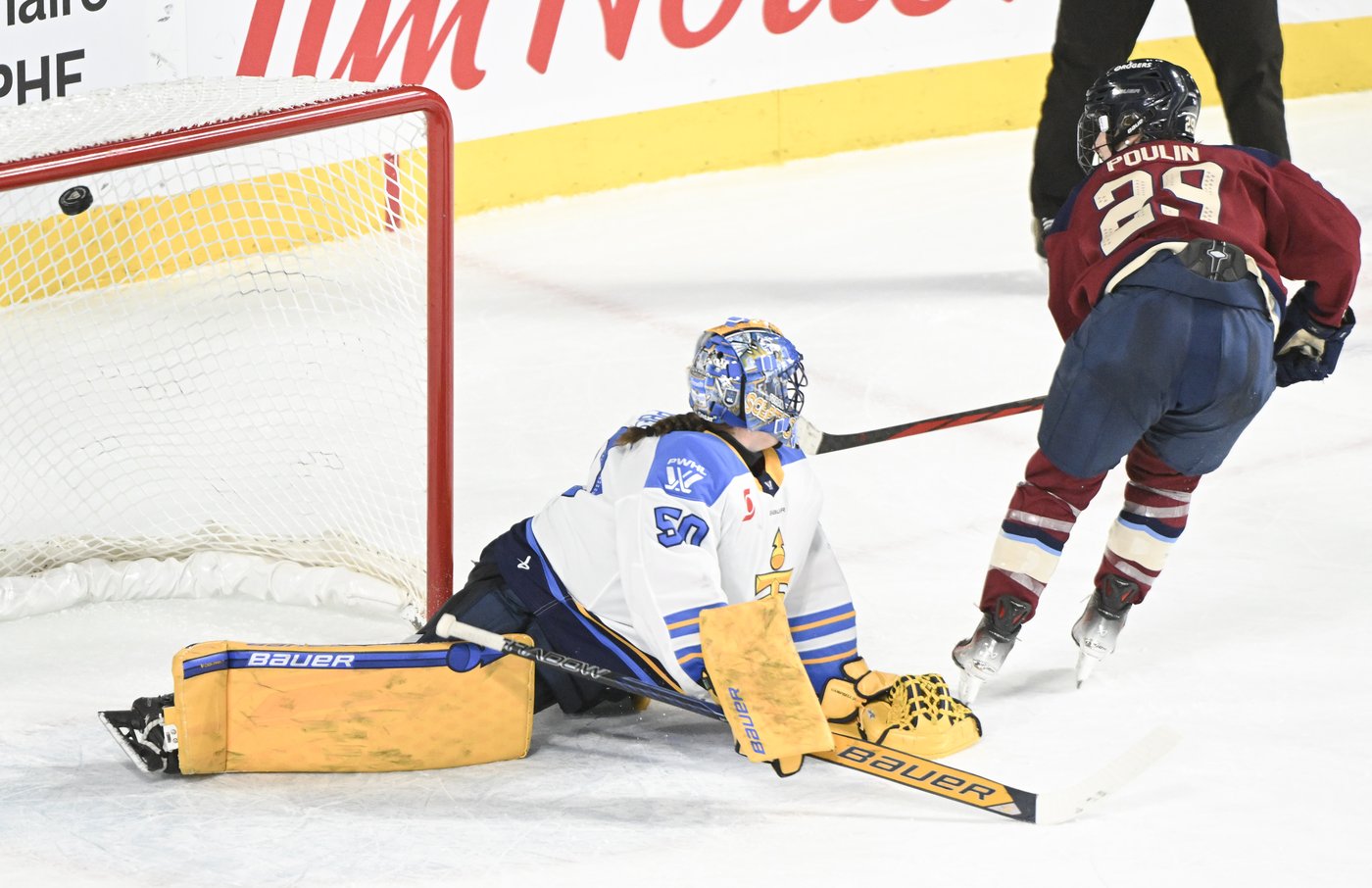 Poulin, Fast, Desbiens named PWHL's three stars of the week | iNFOnews.ca Poulin, Fast, Desbiens named PWHL's three stars of the week | iNFOnews.ca