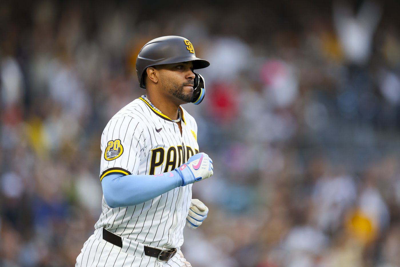 White Sox lose 119th game to tie the AL record as the Padres win 6-2 behind 3 home runs | iNFOnews.ca
