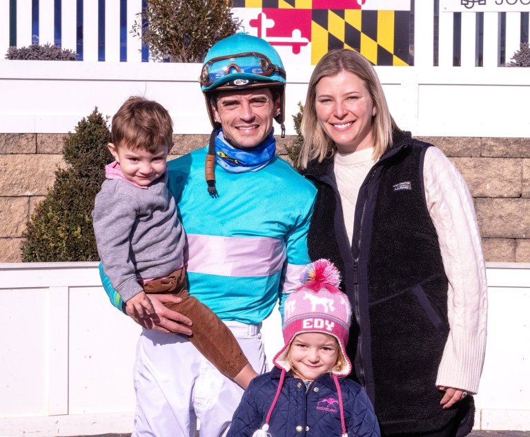 Brittany Russell, with husband Sheldon riding, could make Preakness history with Taj Mahal | iNFOnews.ca