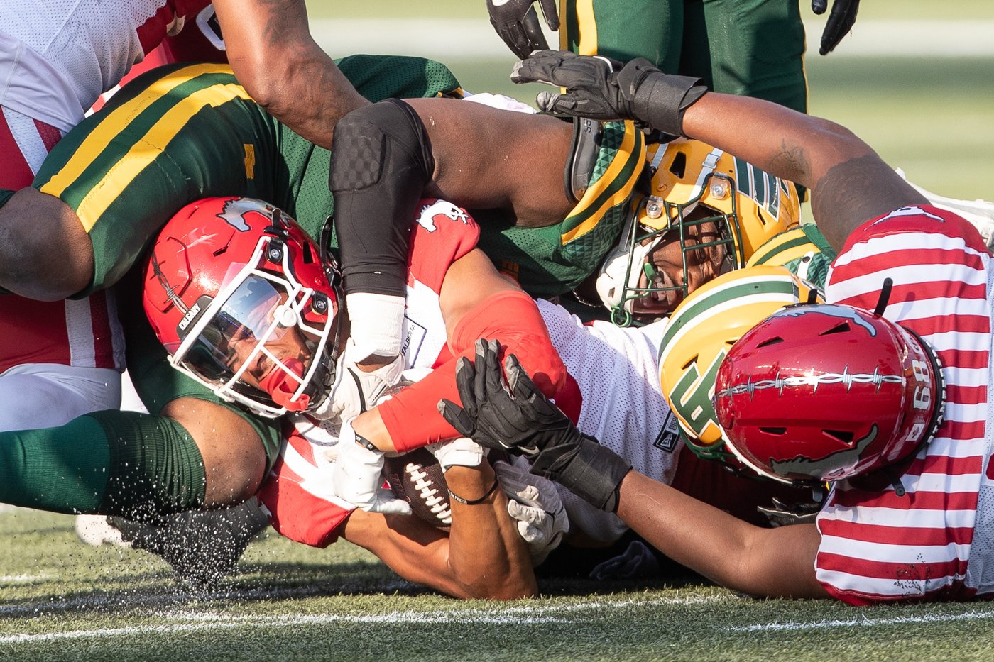 Stampeders re-sign Canadian receiver Jalen Philpot to two-year contract | iNFOnews.ca