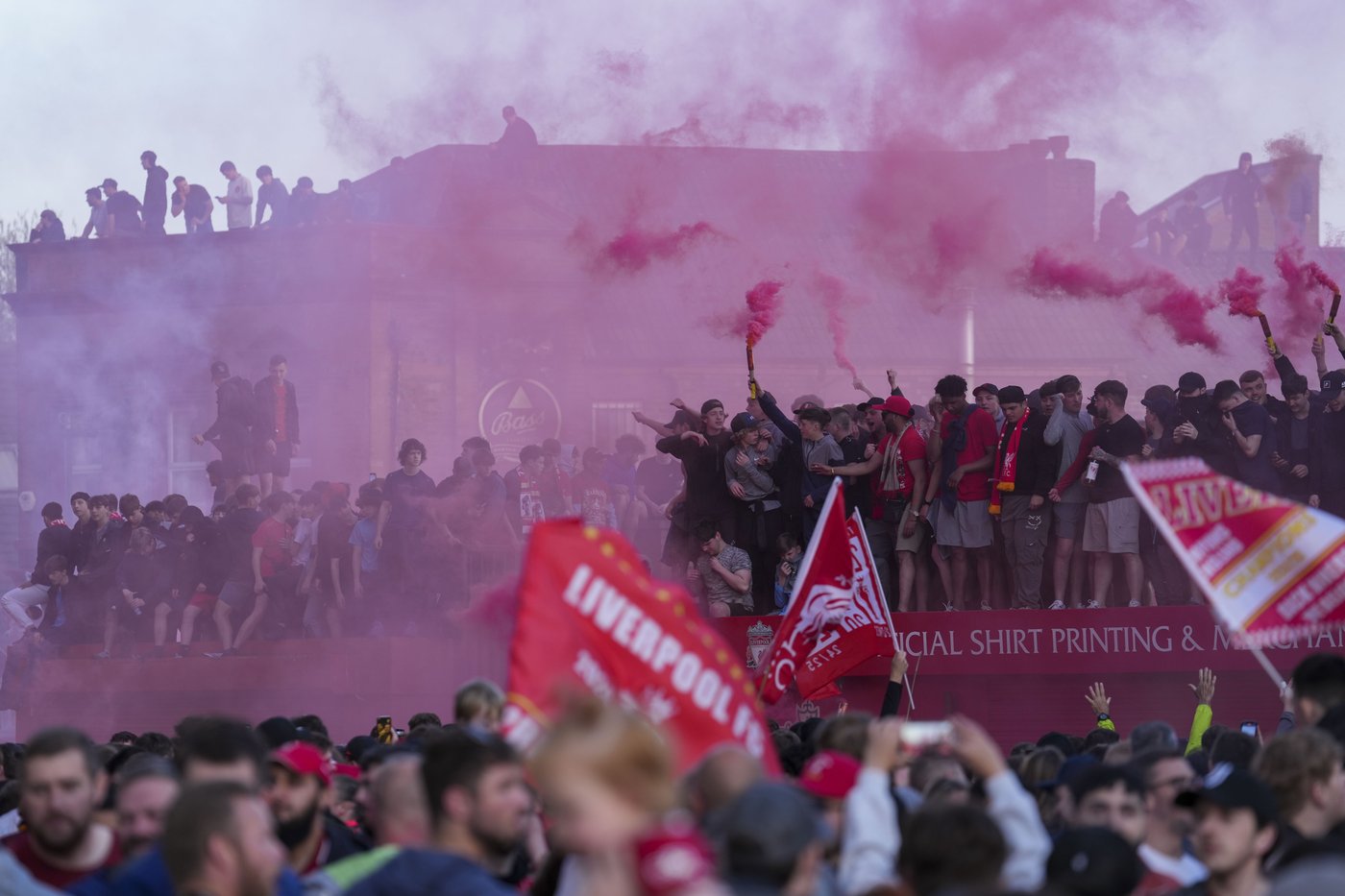 PHOTO COLLECTION: Liverpool Clinch Premier League Title | iNFOnews.ca