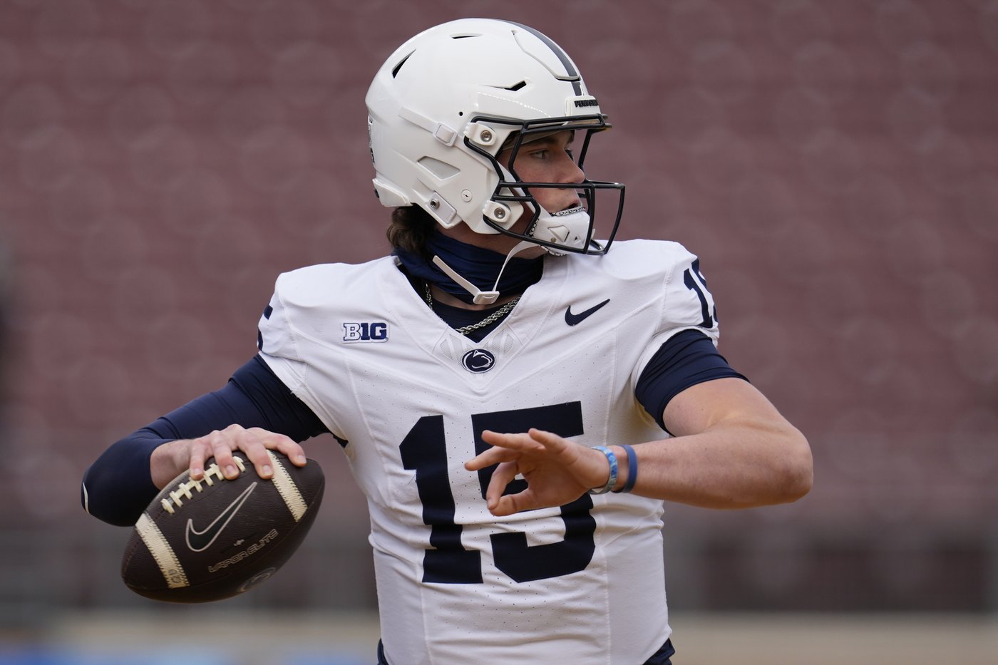 No. 4 Nittany Lions hoping to clinch CFP spot in regular-season finale with Maryland | iNFOnews.ca