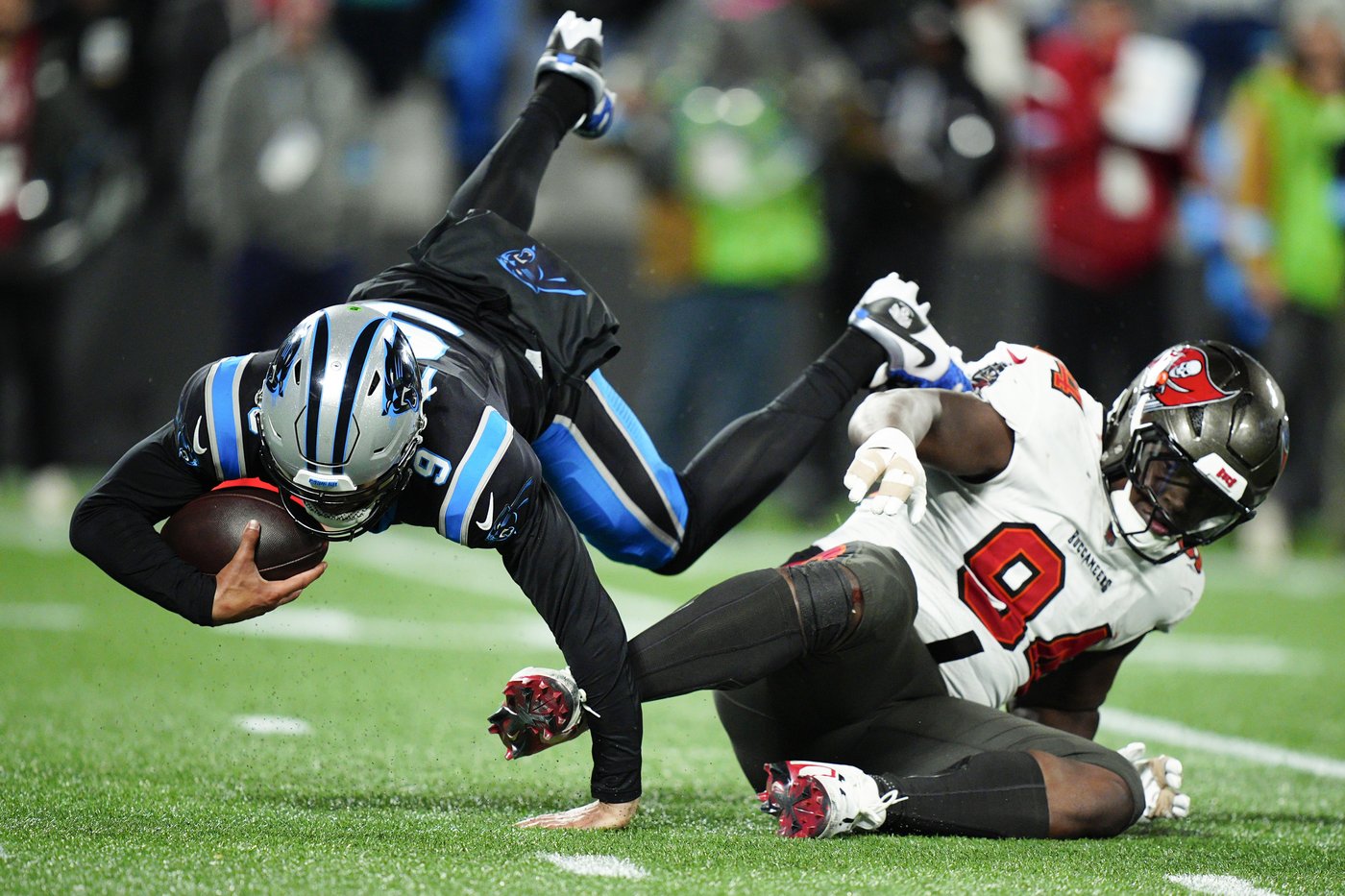 Panthers 2nd-year QB Bryce Young suffers another loss, but continues to show late-game production | iNFOnews.ca