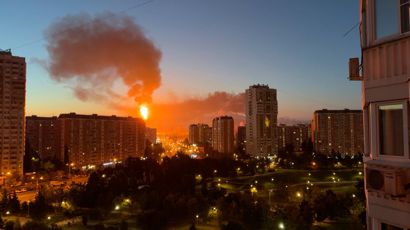 Ukraine fires over 1,000 drones at Russia, including 'largest ever' attack on Moscow | iNFOnews.ca