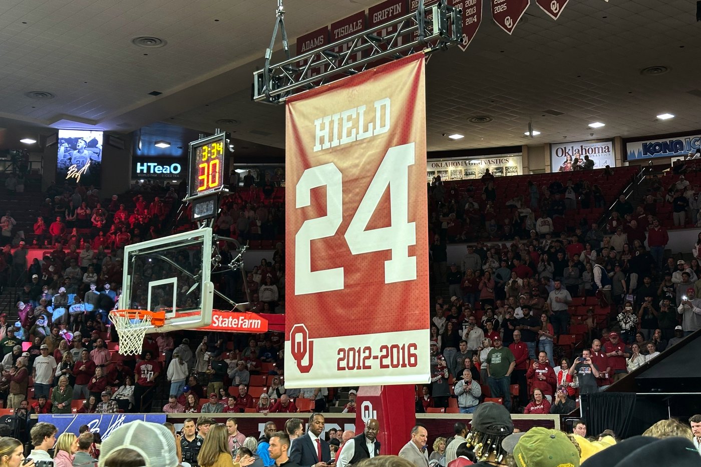 Oklahoma retires Buddy Hield’s No. 24 jersey; AP All-American led the Sooners to 2016 Final Four | iNFOnews.ca