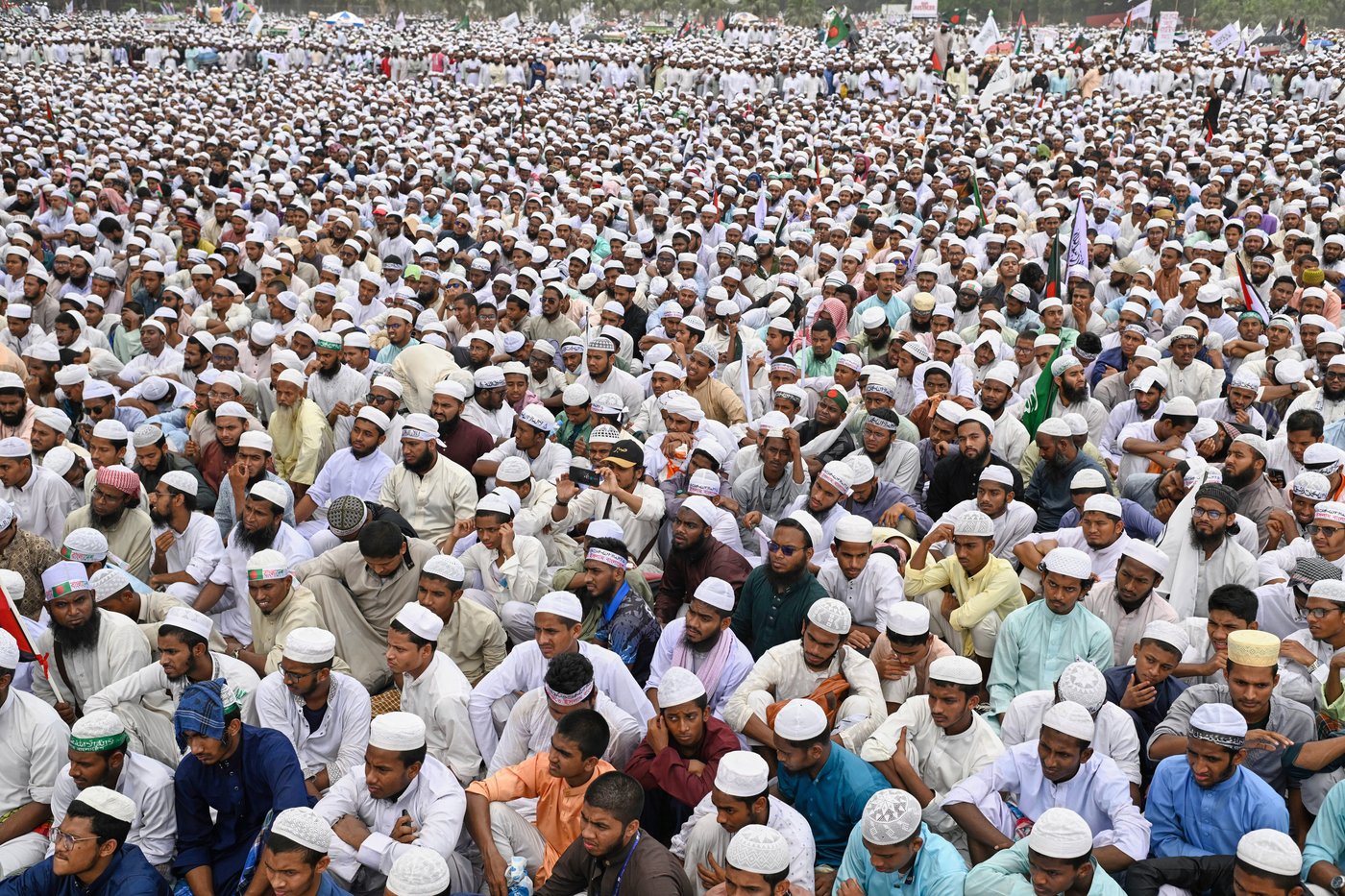Thousands of Islamists rally in Bangladesh against proposed changes to women's rights | iNFOnews.ca