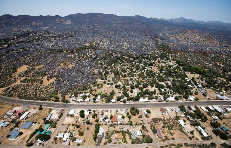 Echoes of deadly Arizona wildfire with 3 firefighters killed in Colorado-Utah blaze | iNFOnews.ca