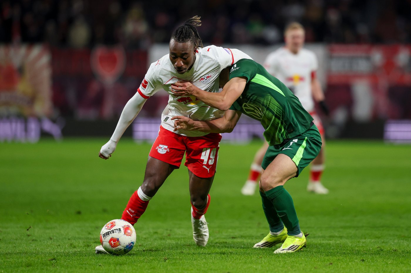 Leipzig’s Champions League hopes hit by 2-2 draw with lowly Wolfsburg in Bundesliga | iNFOnews.ca