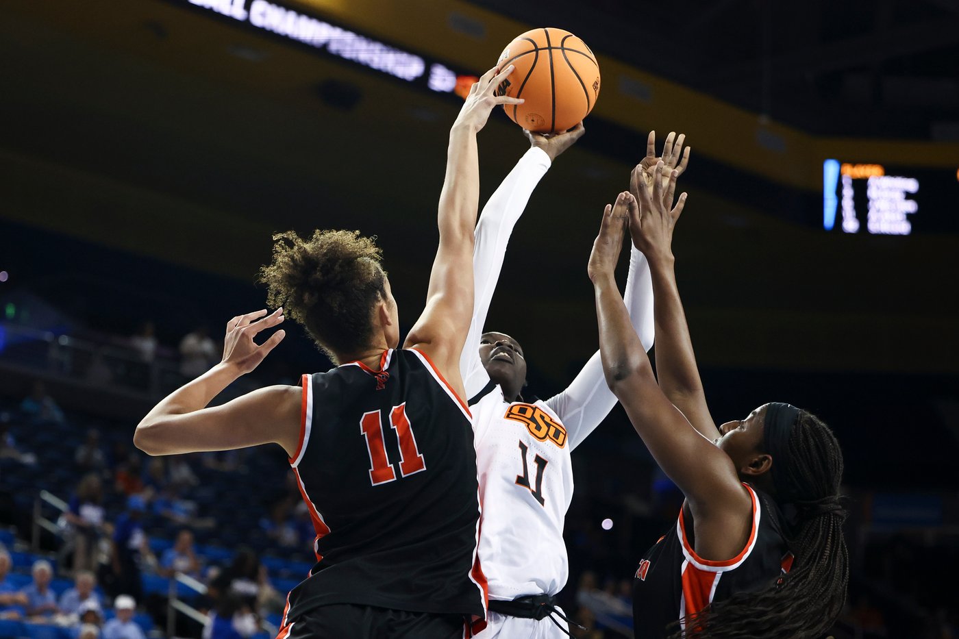 Oklahoma State women beat Princeton 82-68 for coach Jacie Hoyt’s first March Madness win | iNFOnews.ca
