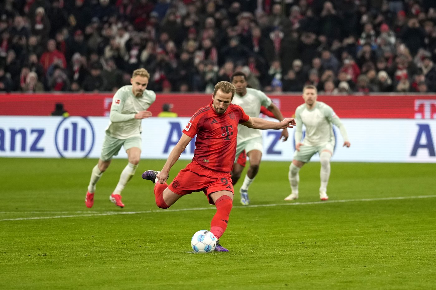 Kane scores penalty double in Bayern Munich win over Werder Bremen | iNFOnews.ca Kane scores penalty double in Bayern Munich win over Werder Bremen | iNFOnews.ca