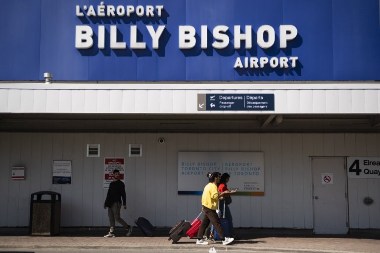 CP NewsAlert: Federal government rejects expansion of Toronto's Billy Bishop airport | iNFOnews.ca