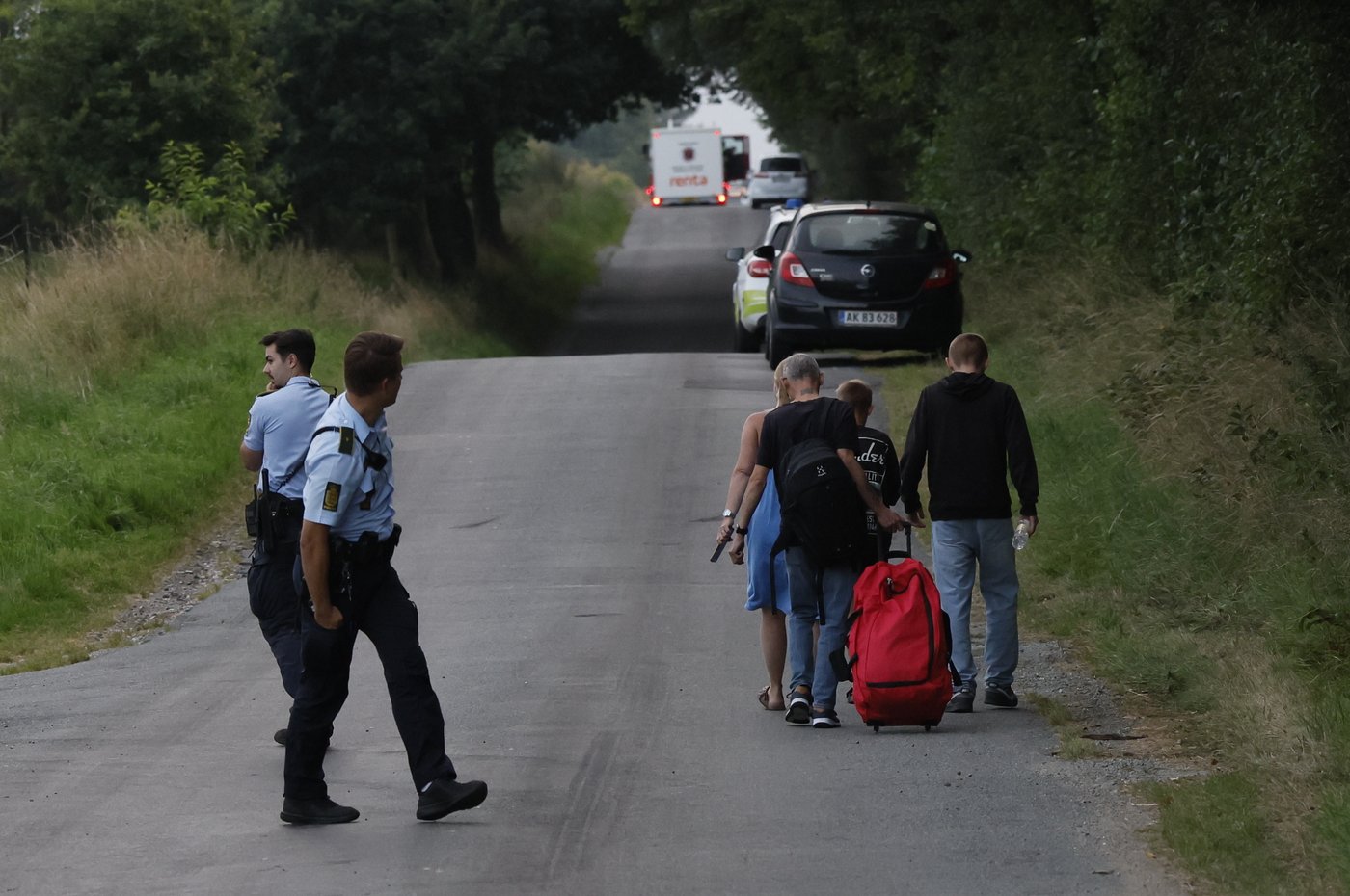 Train collides with vehicle in Denmark, killing one person and injuring about 20 others | iNFOnews.ca