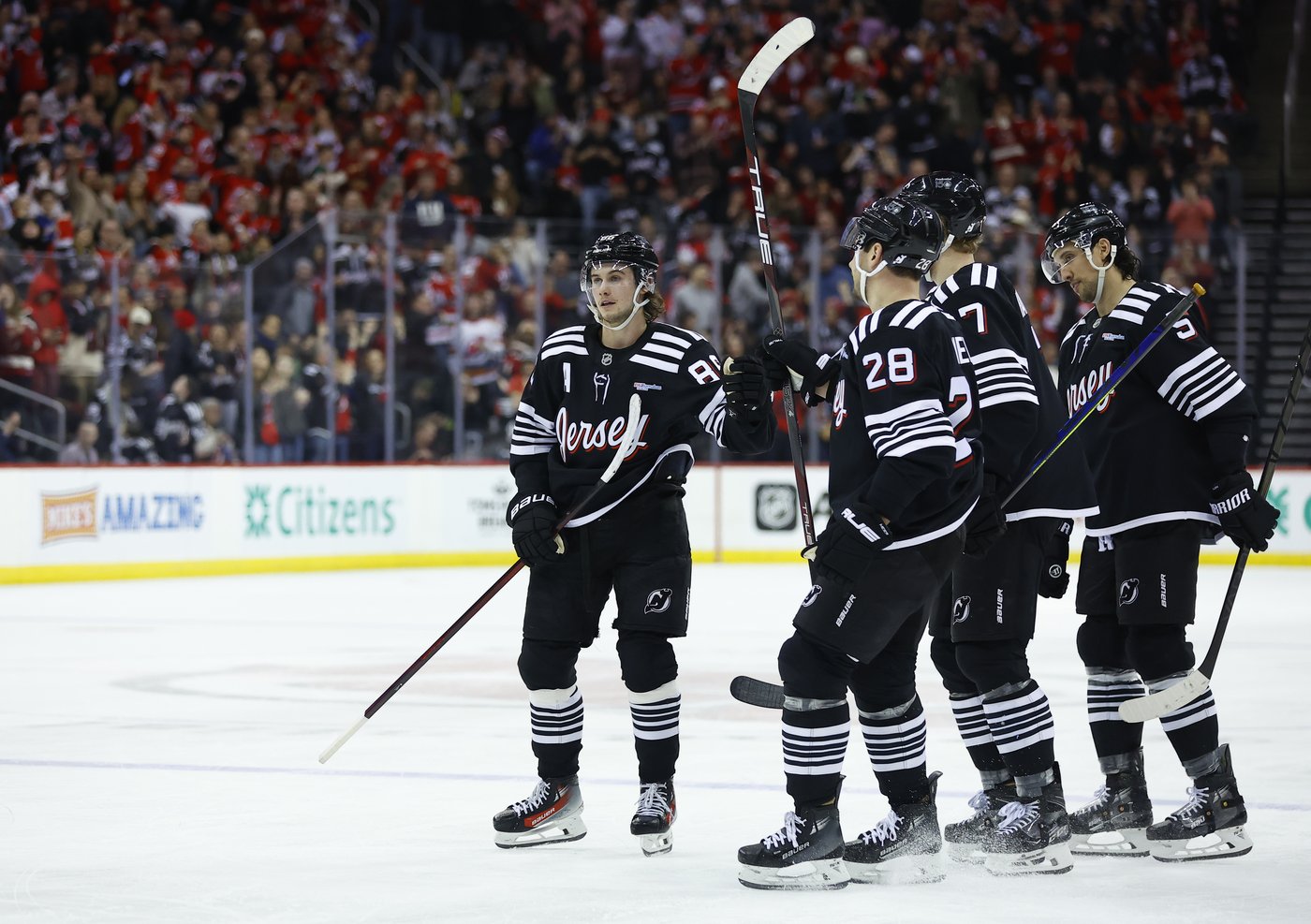 Noesen's overtime goal lifts Devils past Lightning 3-2 | iNFOnews.ca Noesen's overtime goal lifts Devils past Lightning 3-2 | iNFOnews.ca