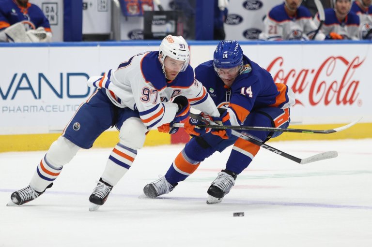 Connor McDavid extends his assist streak to 14 games as the Oilers beat the Islanders 4-0 | iNFOnews.ca