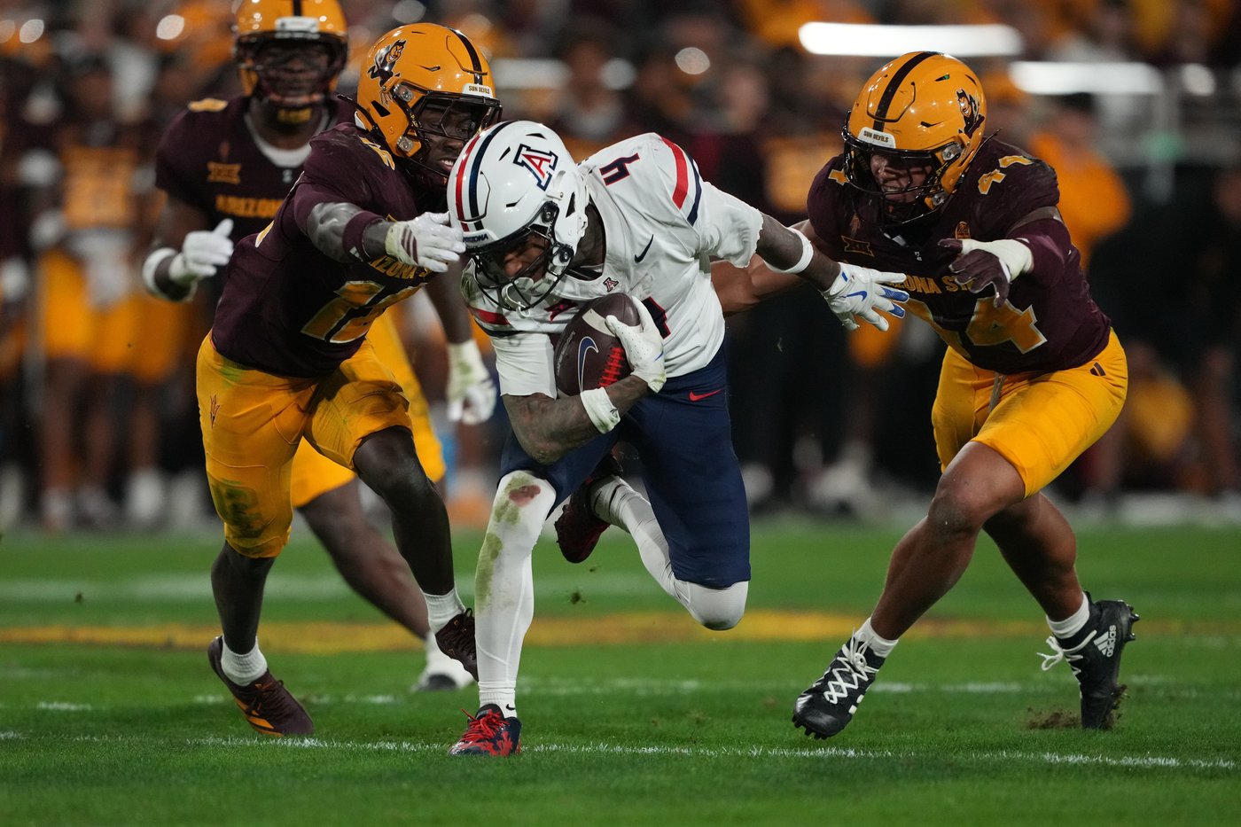 Arizona forces 5 turnovers, spoils rival Arizona State's Big 12 repeat title hopes with 23-7 win | iNFOnews.ca Arizona forces 5 turnovers, spoils rival Arizona State's Big 12 repeat title hopes with 23-7 win | iNFOnews.ca
