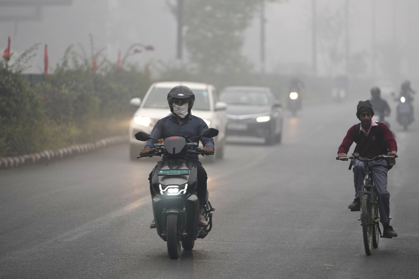 India's capital chokes as air pollution levels hit 50 times the safe limit | iNFOnews.ca India's capital chokes as air pollution levels hit 50 times the safe limit | iNFOnews.ca