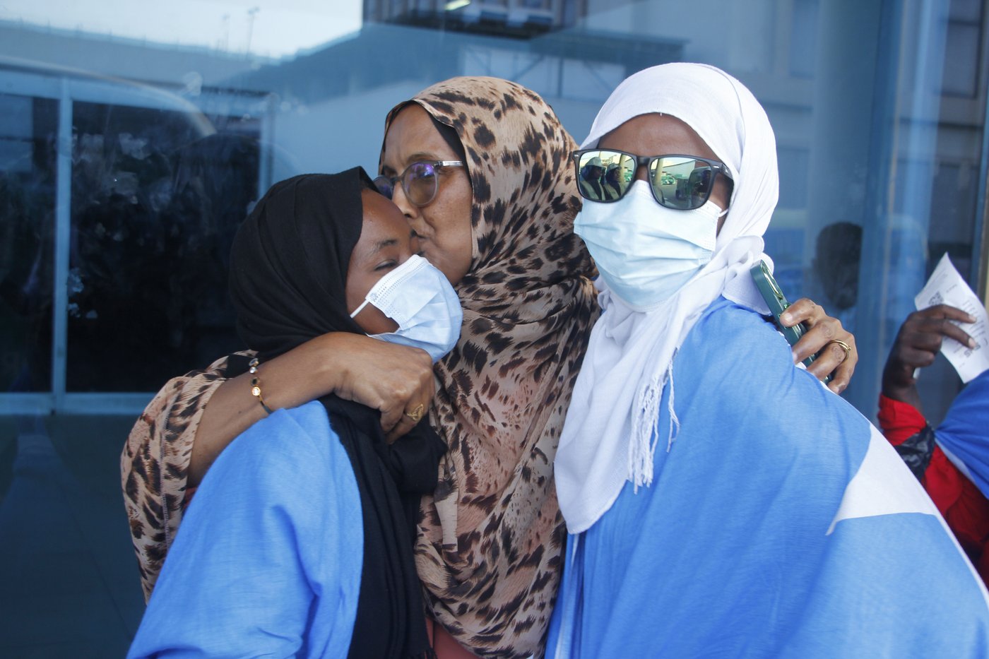 Migrants who survived Madagascar boat tragedy arrive back in Somalia | iNFOnews.ca Migrants who survived Madagascar boat tragedy arrive back in Somalia | iNFOnews.ca