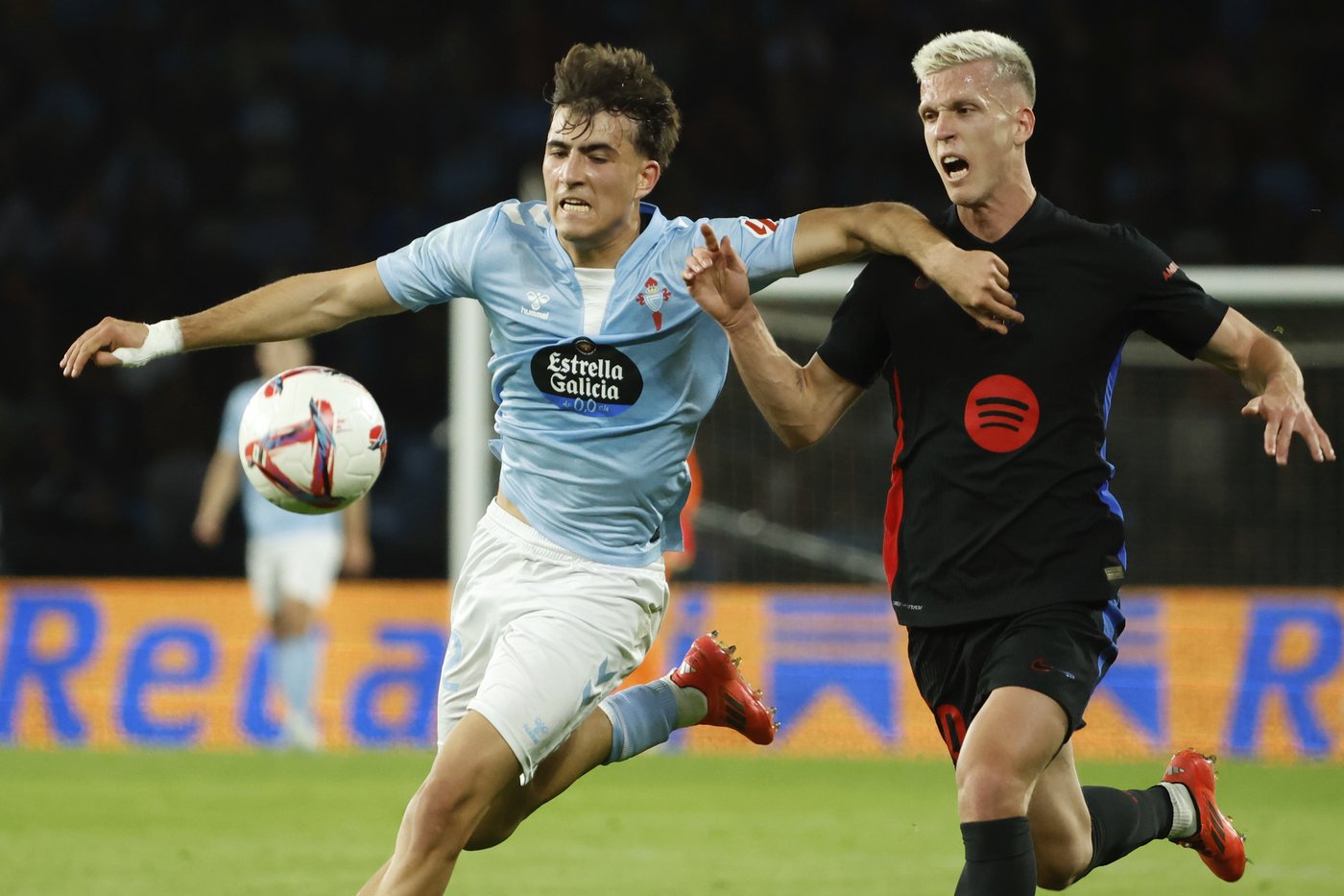 10-man Barcelona concedes two late goals in draw at Celta Vigo | iNFOnews.ca