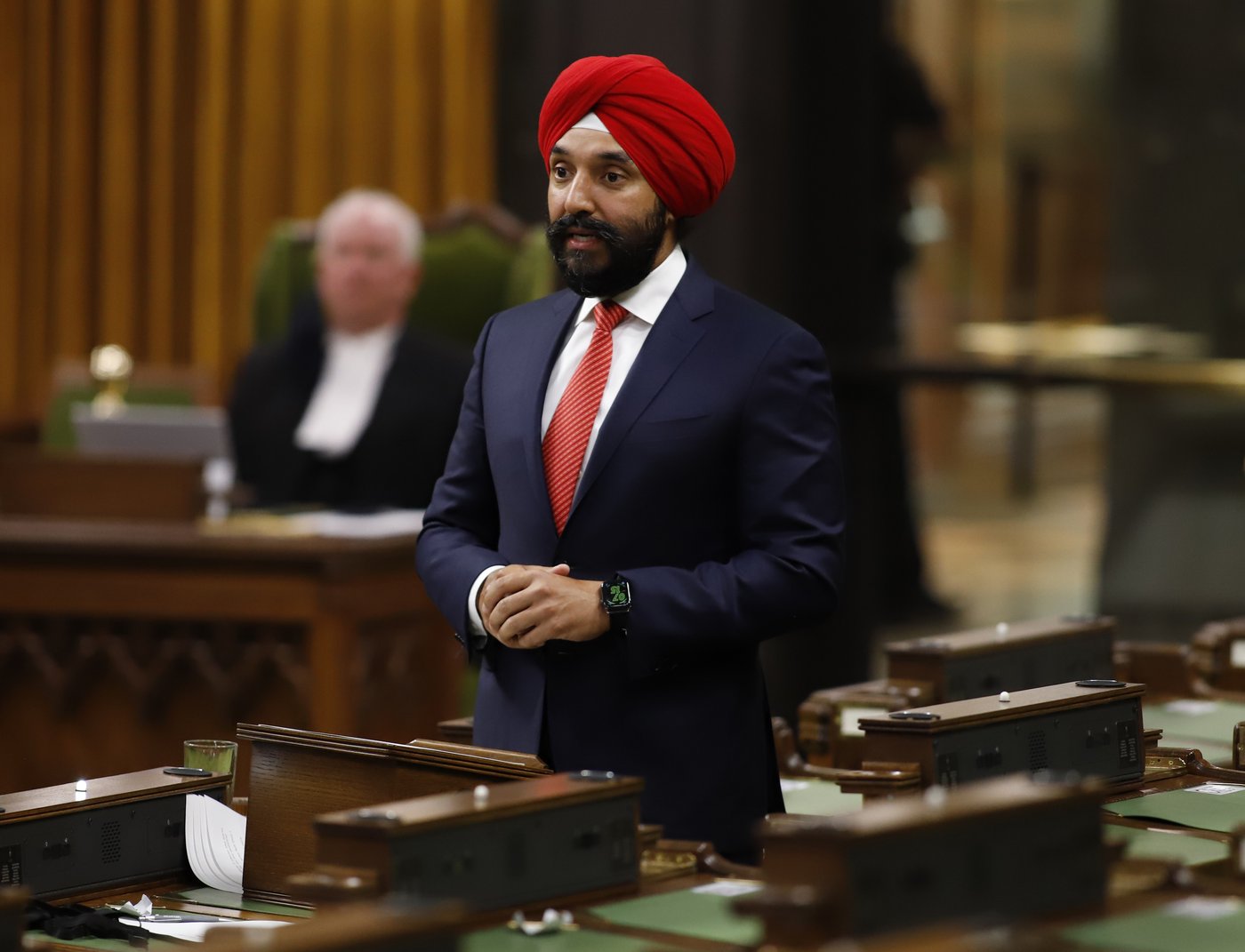 Former federal cabinet member Navdeep Bains enters Ontario Liberal leadership race | iNFOnews.ca Former federal cabinet member Navdeep Bains enters Ontario Liberal leadership race | iNFOnews.ca