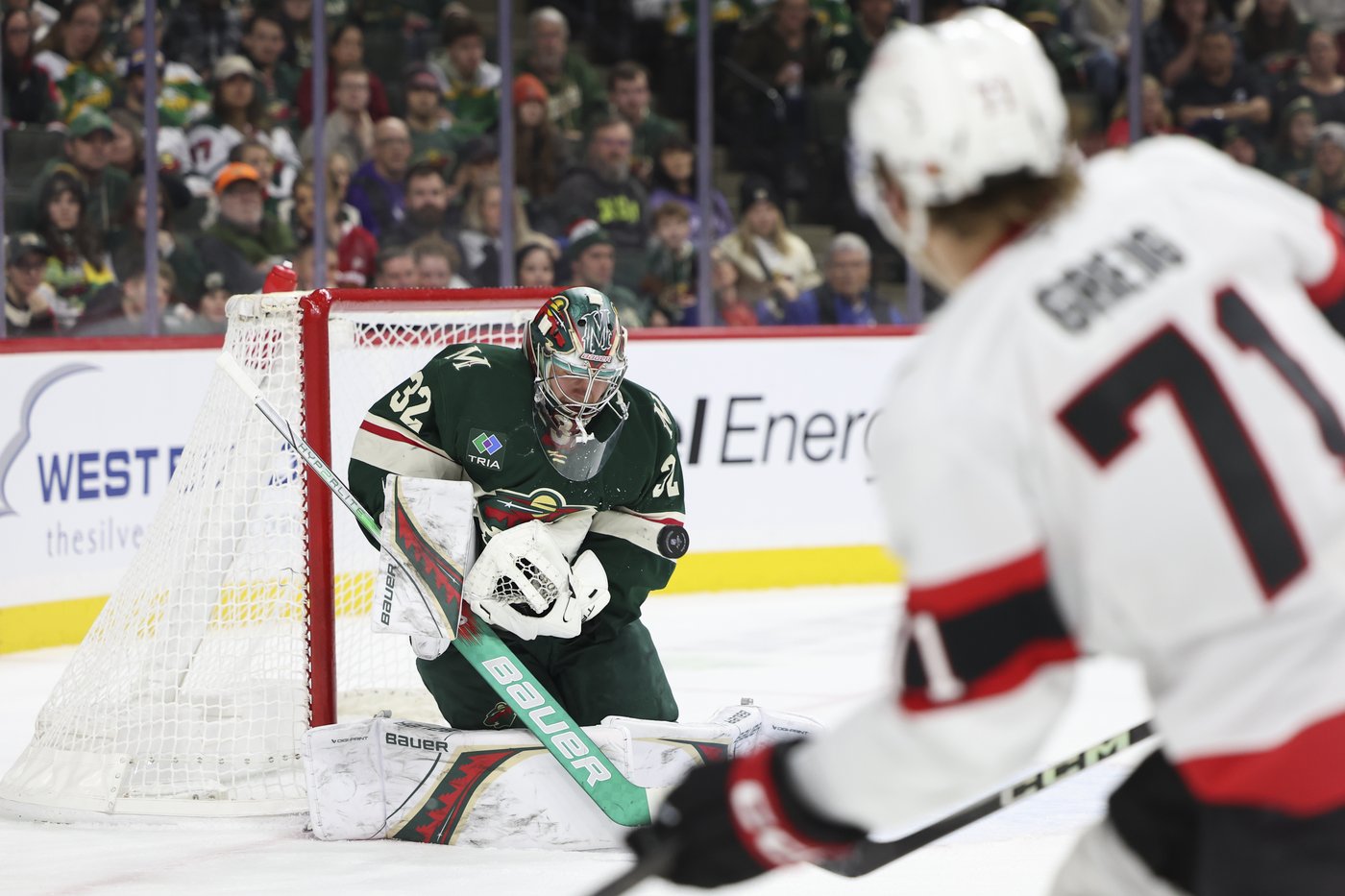Josh Norris scores late power-play goal in the Senators' 3-1 victory over the Wild | iNFOnews.ca