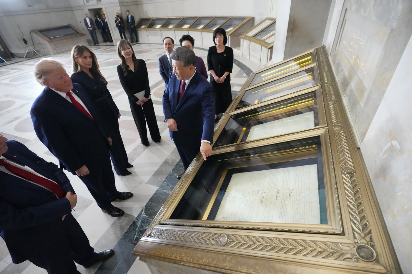 Xi says he'll see Trump again soon as he wraps up US visit with a look at the Constitution | iNFOnews.ca Xi says he'll see Trump again soon as he wraps up US visit with a look at the Constitution | iNFOnews.ca