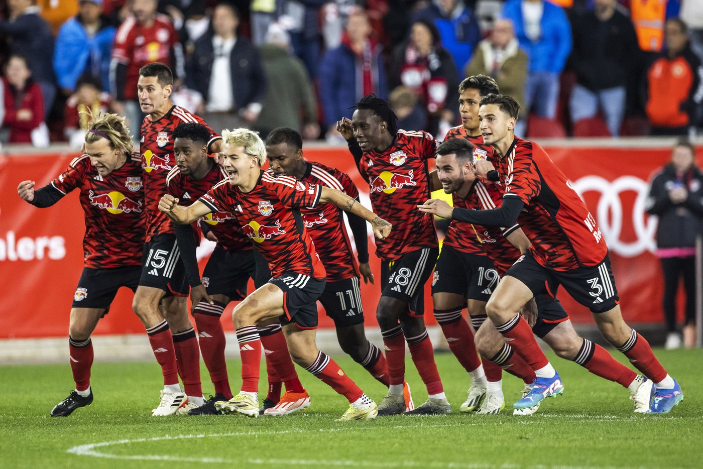 Daniel Edelman, Carlos Coronel help Red Bulls win shootout, finish sweep of defending champion Crew | iNFOnews.ca