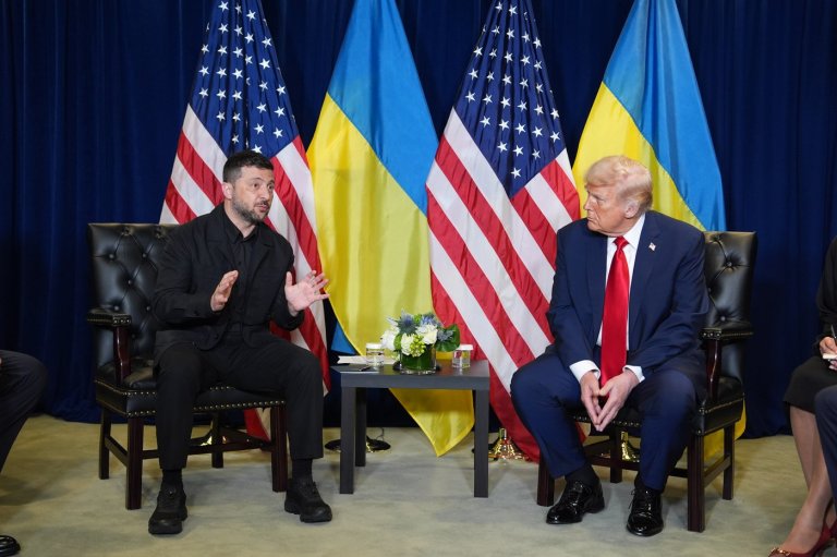 Ukrainians cautious after Trump shifts stance, saying they can win war against Russia | iNFOnews.ca