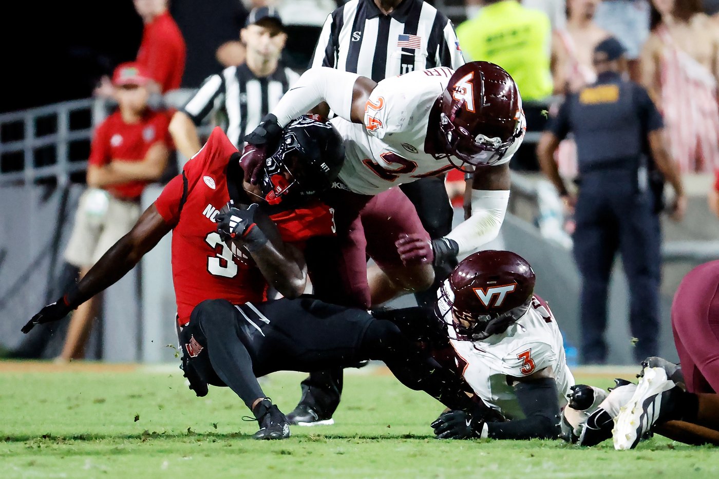 Drones, Stewart lead Virginia Tech past N.C. State 23-21 in ACC opener | iNFOnews.ca