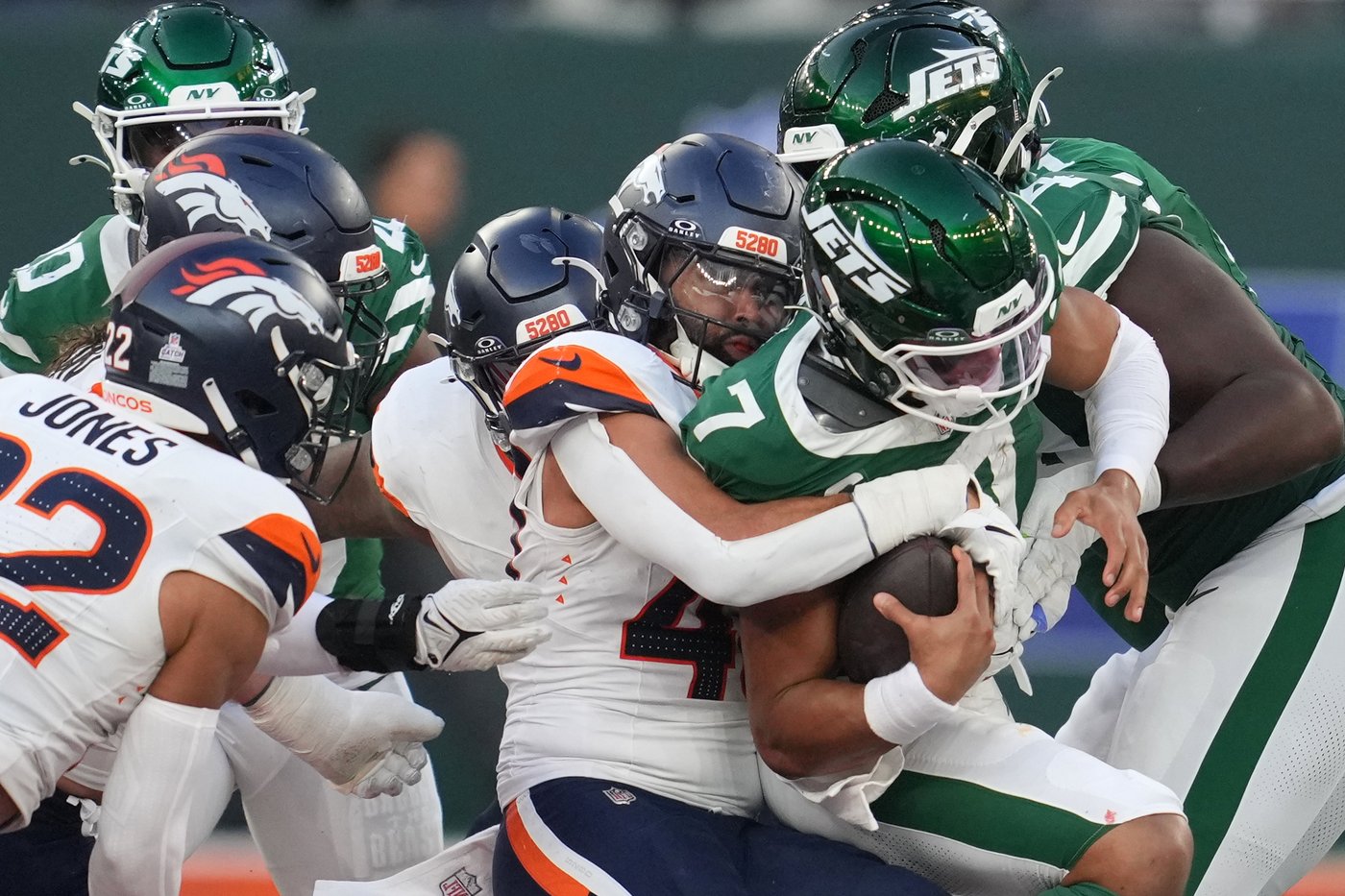 Another No. 1 pick QB, another fired coach: Titans' Brian Callahan out after six games | iNFOnews.ca Another No. 1 pick QB, another fired coach: Titans' Brian Callahan out after six games | iNFOnews.ca
