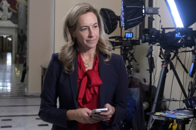 Democrat Mikie Sherrill to be sworn in as New Jersey's 57th governor | iNFOnews.ca
