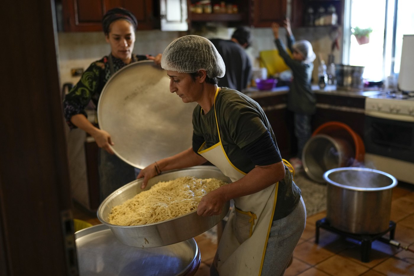 As Israel strikes deeper into Lebanon, fear rises in communities where the displaced took refuge | iNFOnews.ca